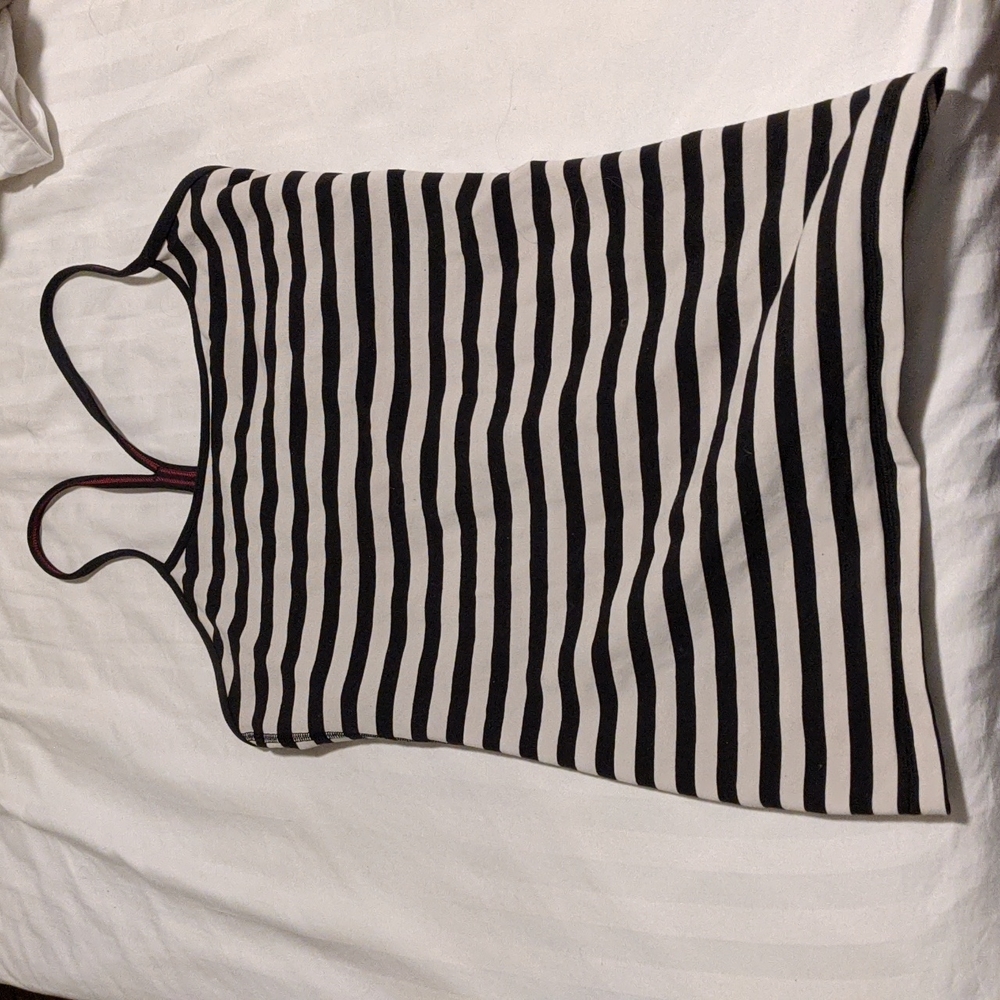Lululemon tank